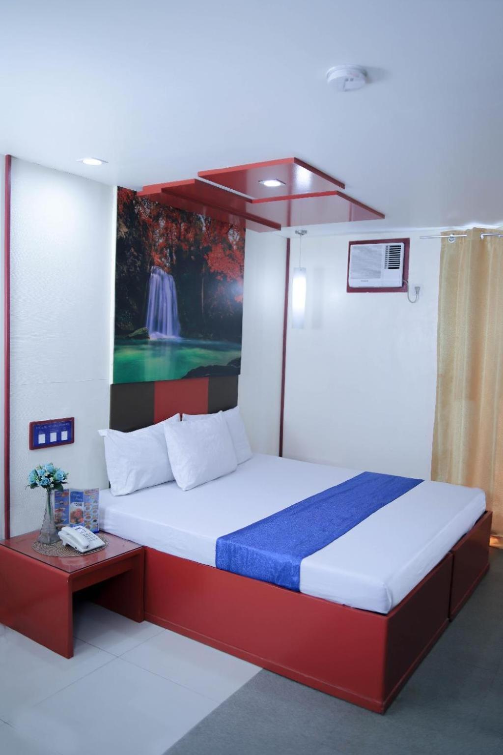 Hotel Dreamworld North Edsa เกซอนซิตี้ ภายนอก รูปภาพ