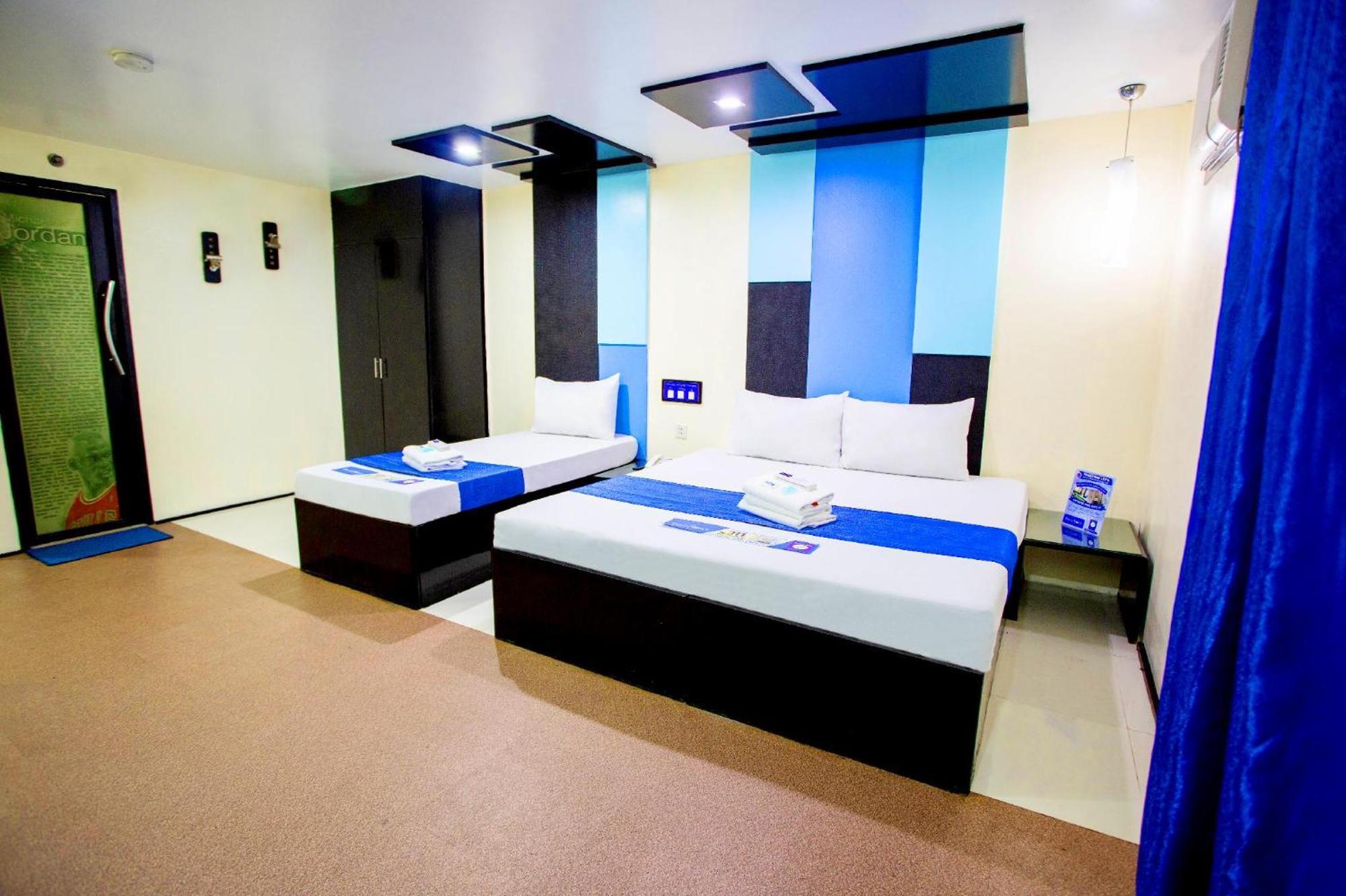 Hotel Dreamworld North Edsa เกซอนซิตี้ ภายนอก รูปภาพ