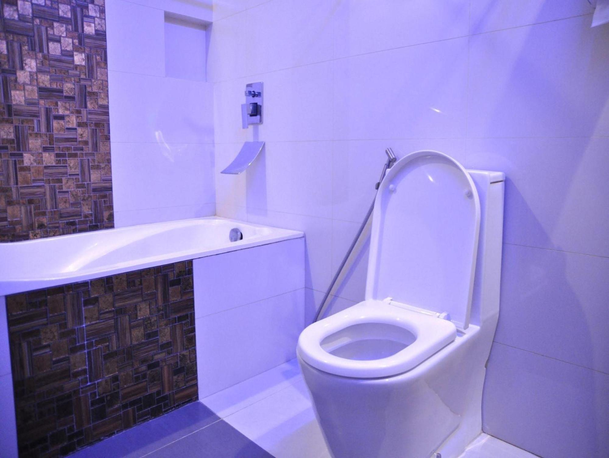 Hotel Dreamworld North Edsa เกซอนซิตี้ ภายนอก รูปภาพ